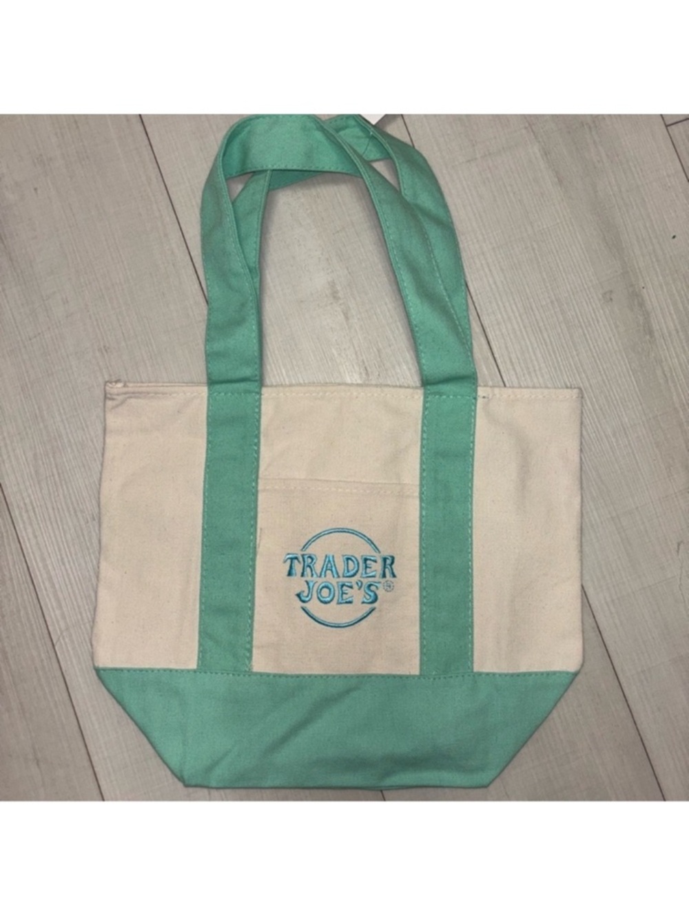 Trader Joe’s Mini Canvas Tote Bag for 1 Pale green-NEW With Tag Limited Edition